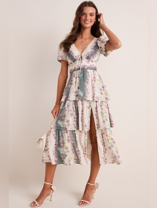 Francesca's Collections Dresses & Skirts - Francesca's Collections Cream & Sage Floral Tiered Midi Dress